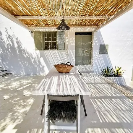 La Cabane Sea View Holiday אוסטוני
